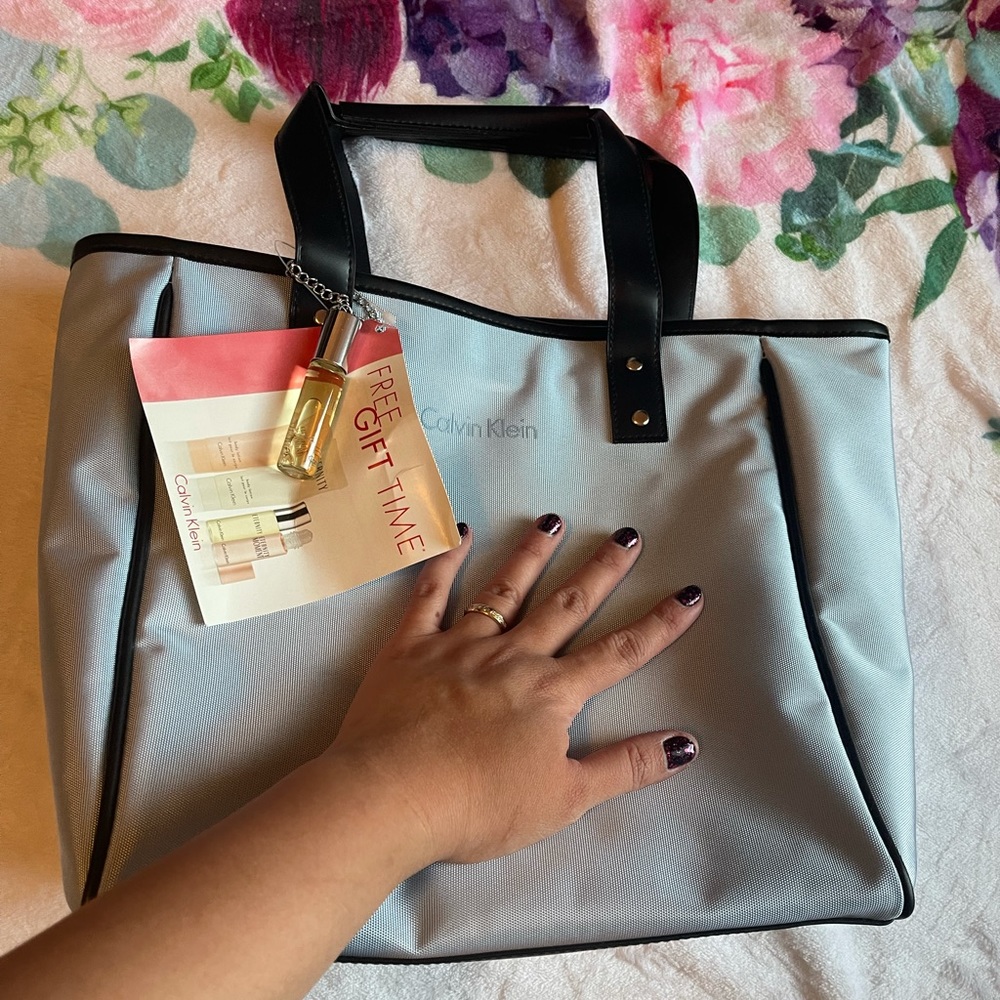 Calvin Klein bag/totes